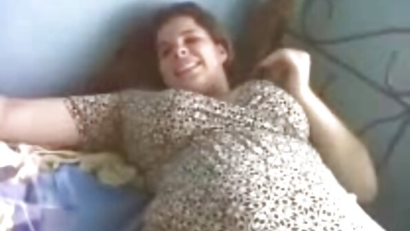 Ejeren af ​​en kæmpe penis kan virkelig godt lide sex med seks tube Lenochka.