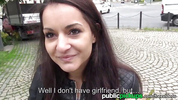 En ung alfons bragte en prostitueret til seks vdeo en anden klient.