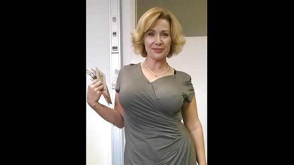 Kraftig sex porno oral pige drak sperm fra fisse.