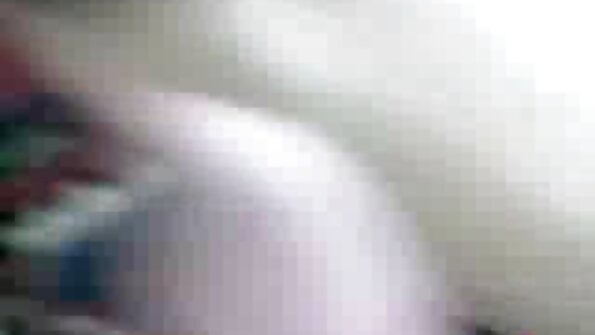 Liderlig kavaler rider mager pik. seks video 2010