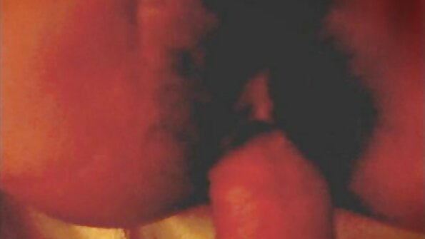 Mand slikker kusse under porno sex video film analsex.